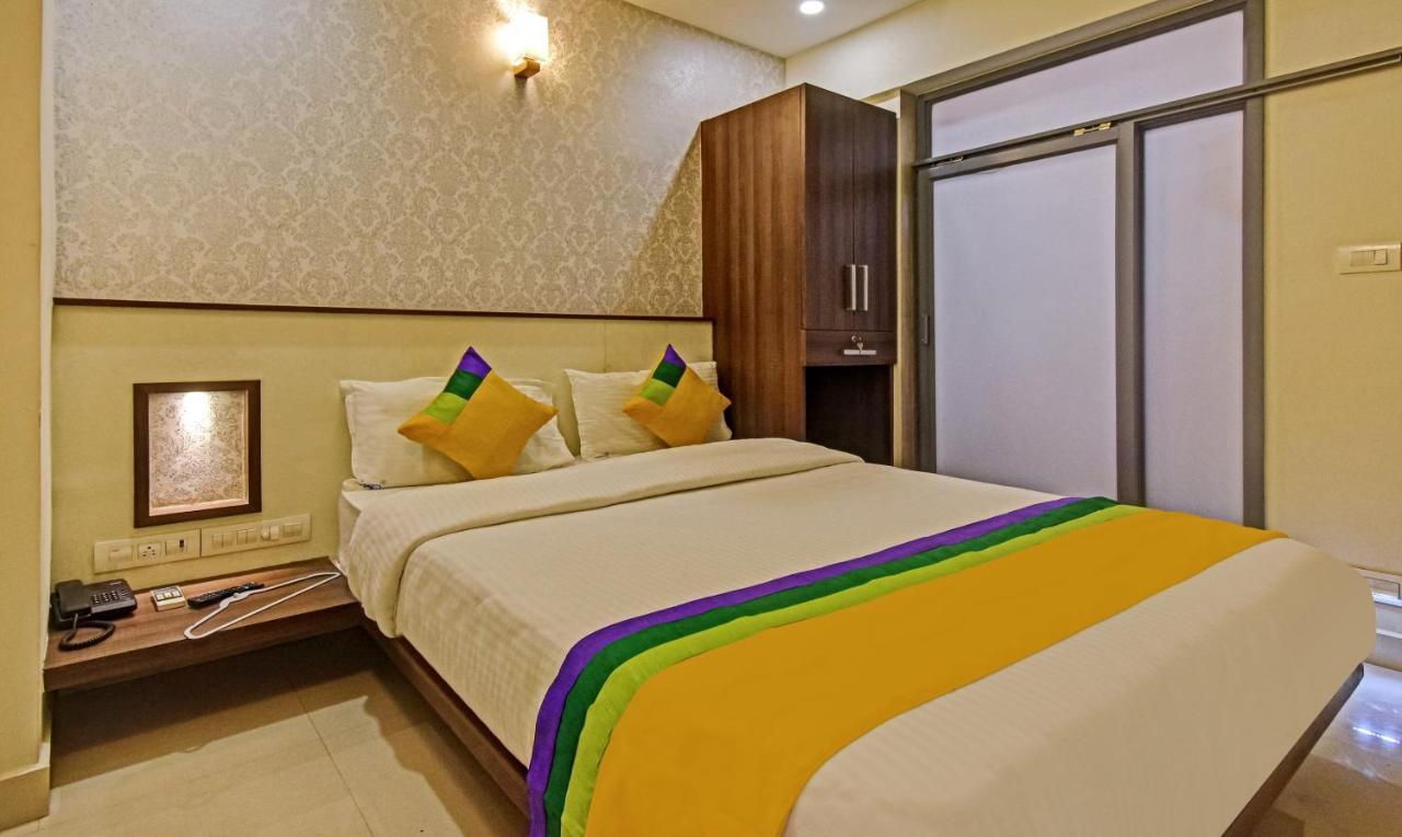 Itsy Hotels Deluxe Inn Chennai Exterior photo