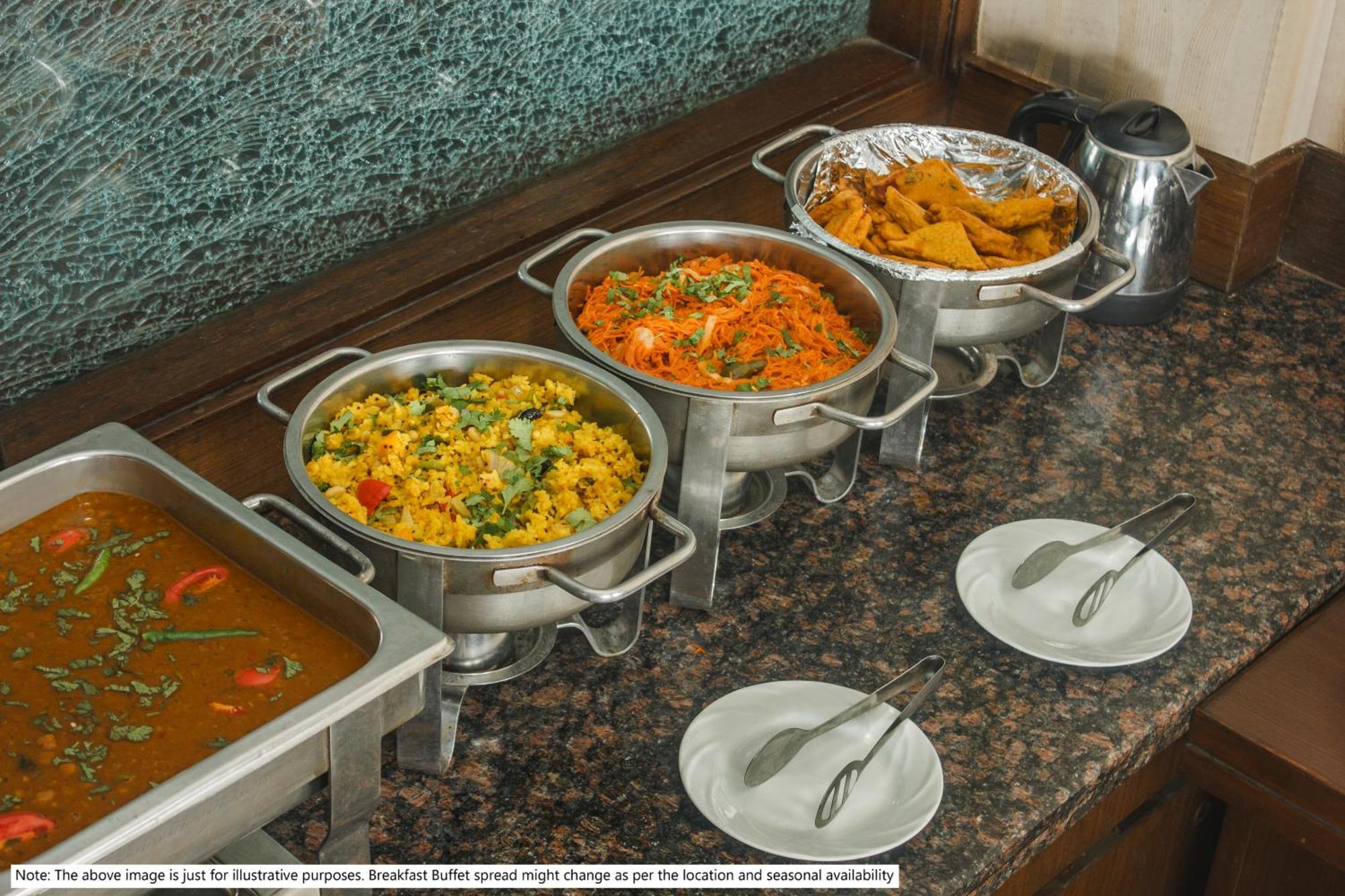 Itsy Hotels Deluxe Inn Chennai Exterior photo